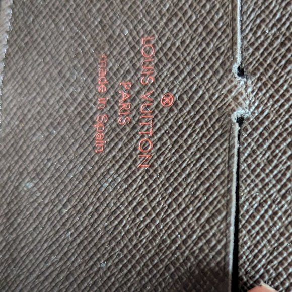 Louis Vuitton Damier Ebene Zippy Wallet w/ box & dust bag - Picture 9 of 13